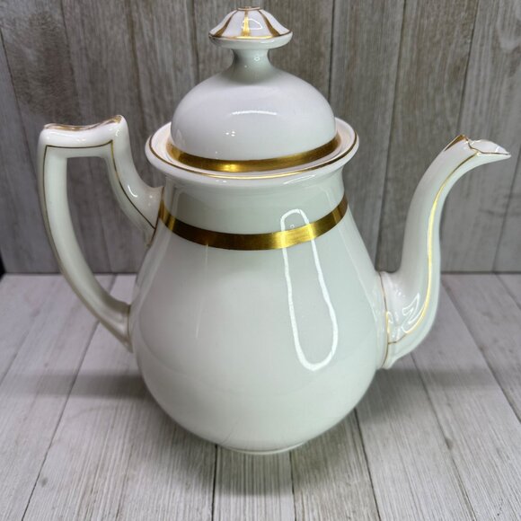 Vtg B&D Porcelain White Tea Pot with Gold Accents Handle Spout Lid 10" Tall - Picture 3 of 15